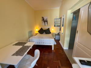 Stunning Green Point garden apartment