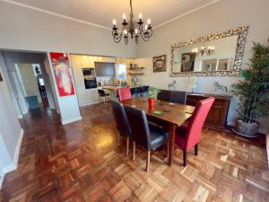 Stunning Green Point garden apartment