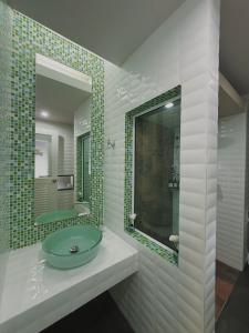 Skyline Apt 5 mins to Lee Garden