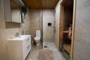 Premium Apartment With Sauna & Parking - Lapnest