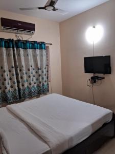 Symphony Suites Serviced Apartment