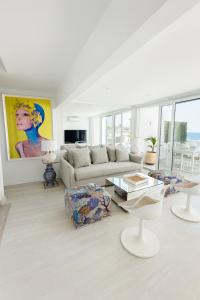 MY SEA VIEW HOLIDAY APARTMENT