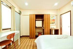 Thong Poon Apartment Chiang Mai