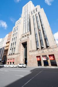 Mutual Heights - Stylish 2-Bedroom Loft