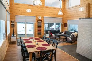 Villa Lehtoniemi with pick-up service by Rovaniemi Insider