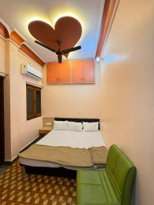 Shree Aanandam Palace