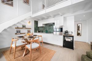 Villa Carla, Charming duplex in the heart of the city center, AC