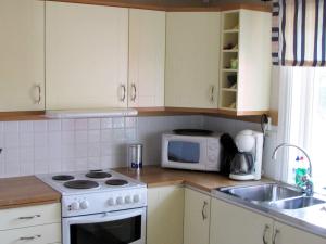 6 person holiday home in LJUNG-By Traum