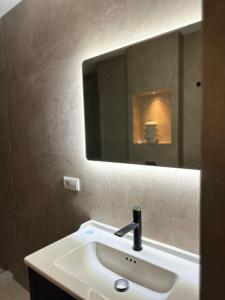 Hilton and Blox apartment