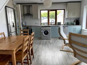 The Chalet at Radharc na nOileain, Westport