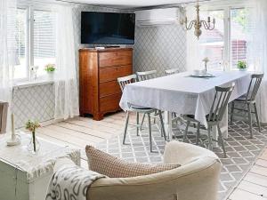 5 person holiday home in HÄRADSBÄCK-By Traum