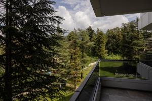 Sea View Studio Beachfront & Balcony - by Wehost