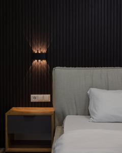 Sea View Studio Beachfront & Balcony - by Wehost