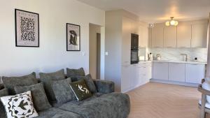 Aronys - Appartement 2 Chambres Parking & Vue Mer