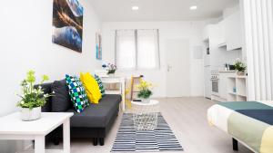 Studio New Complete 4 pax