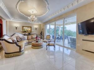 Luxury Home Villa Pallazzo