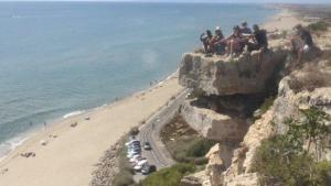 Joli T2 climatisé avec extérieur à 10 min des plages