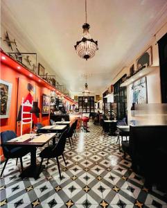 Joli T2 climatisé avec extérieur à 10 min des plages