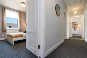 3 Bedroom Flat - Free Parking