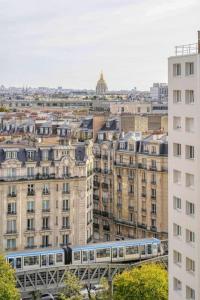 large apartment 55 m² ,view & terrace Paris