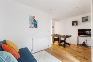Cosy 2-Bed Flat Kilburn