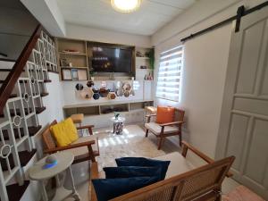 Feel At Home, Stay At Home