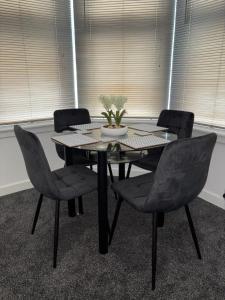 spacious 3 bed modern apartment