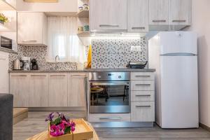 Chill Vibes Luxurious Living House