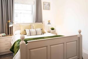 Tweed - Town Apt Wedding guest early check in