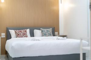 7BR Modernist Patong pool villa