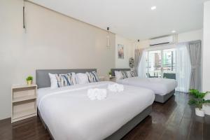 7BR Modernist Patong pool villa