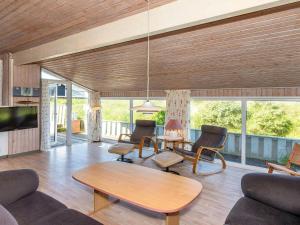 12 person holiday home in Hjørring