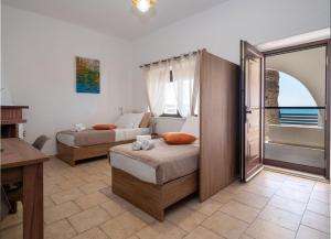 Atalanti Seaside Junior Suites, Beachfront
