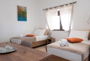 Atalanti Seaside Junior Suites, Beachfront