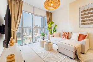 Charming Apartment - Brand New - 5 min to ADGM, Cleveland, Galleria - 3 min walk to the Beach - Heart of Al Reem - 2BDR - 6 pax