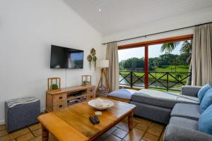 San Lameer Villa 10432 - 5 Bedroom Deluxe - 10 pax - San Lameer Rental Agency