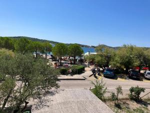 Apartments Nirvana Srima 10 metres from Beach