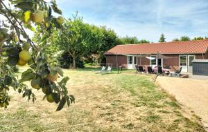 3 Bedroom Lovely Home In Beesel