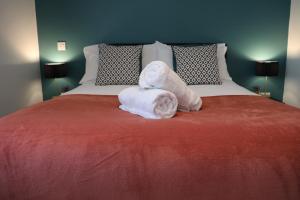 City centre haven- 2 BR- Bullring - On Street Parking