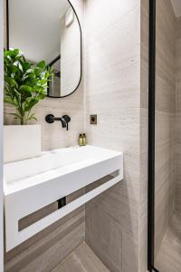 8#New suite 4 people - Saint-Germain Notre-Dame