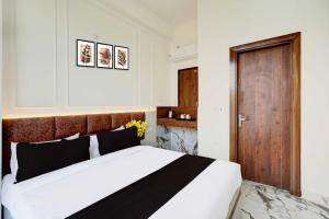 Hotel O Noida Dr. Babasaheb Ambedkar park