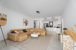 Luxury 3-Bedroom Apartment for Rent in the Heart of Puerto Banús