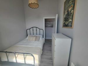 Top Location - Newly Refurbed 2BD Sleeps 6 W Loft