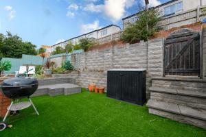 Bright 3Bed Home Near Dingle Road Station and Penarth Pier