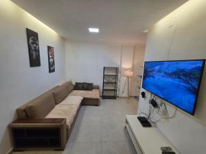 Apartment for rent for up to 8 person in Batumi Center