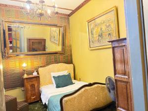 Classic Love Story in Old Cluj I