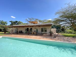Arimuni Poolhouse -Breathtaking views, surrounded by nature and a private pool