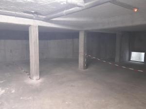 Edelweiss Résidence plein centre de la station rez de chaussée 50 m des navettes gratuites belle terrasse et grand parking privé en sous sol