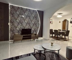 Modern & comfortable house