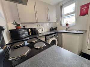 Room 1 Shared House 10 min from Center